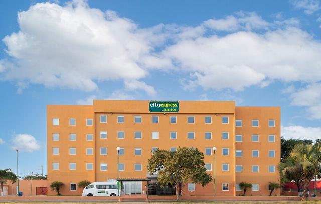 City Express Junior by Marriott Ciudad Del Carmen Aeropuerto