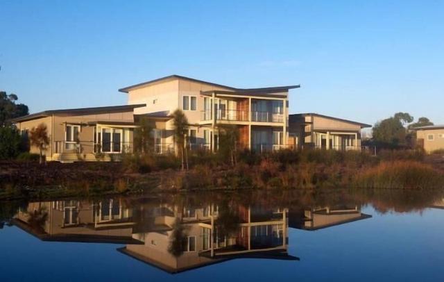 Broadbeach Inverloch Resort