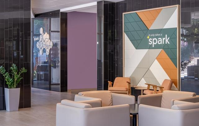 Spark by Hilton Lyon Park Saone