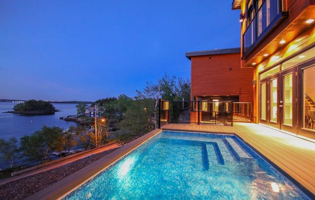 Lux Exec Home HFX Waterfront Pool Hot Tub