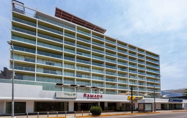 Ramada by Wyndham Acapulco Hotel & Suites