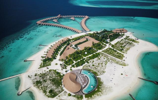 Cinnamon Velifushi Maldives