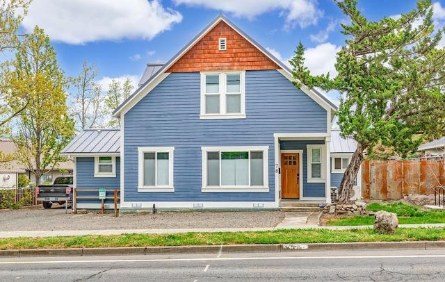 The Mountain Ave House by WanderLodges