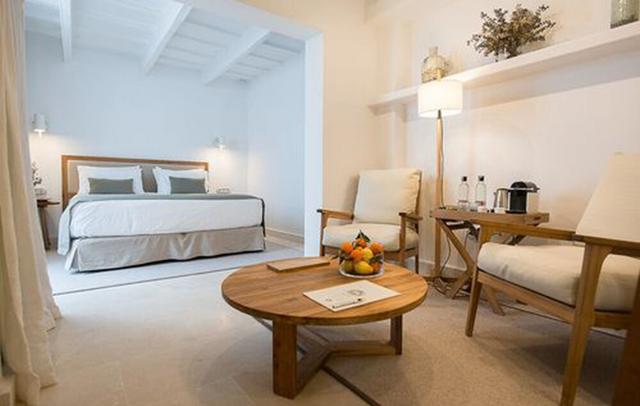 S'Hotelet d'es Born - Suites & SPA