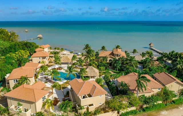 Sirenian Bay Resort - Villas & All Inclusive Bungalows