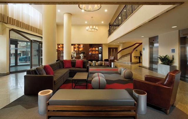 Four Points By Sheraton Gatineau-Ottawa