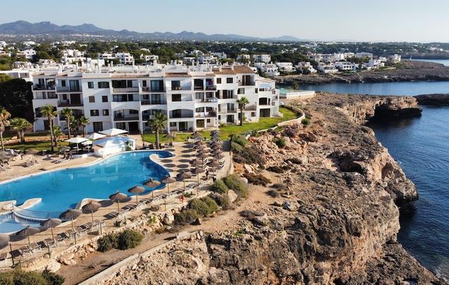 Alua Suites las Rocas Hotel