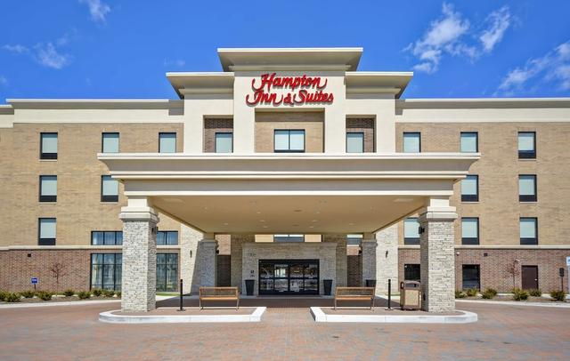 Hampton Inn & Suites Detroit/Warren