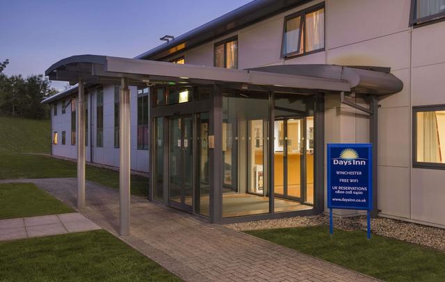 Days Inn by Wyndham Winchester M3