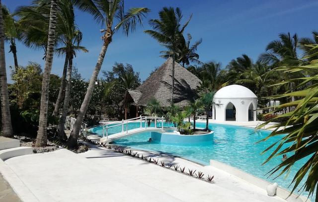 Sun Palm Beach Resort