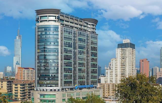 Suning Universal Hotel All-Suites