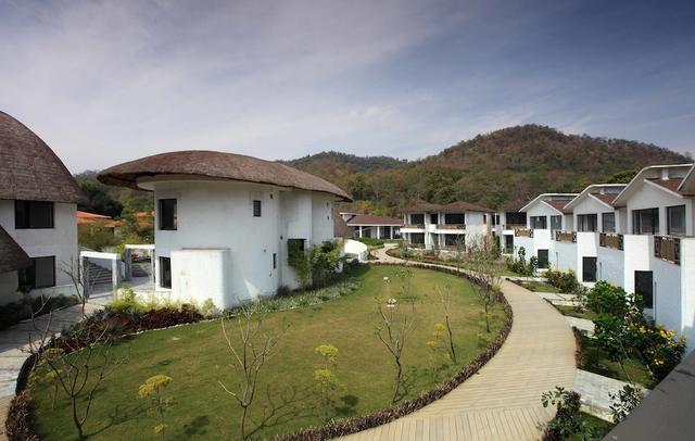 Lemon Tree Premier Corbett