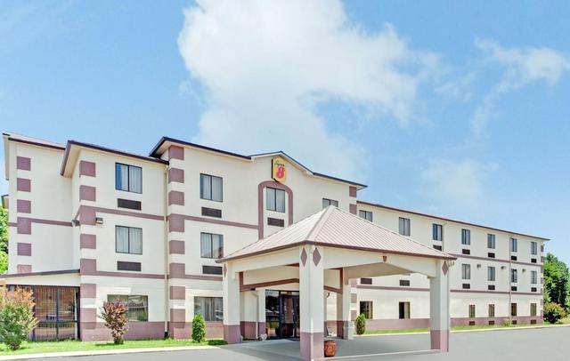 Super 8 by Wyndham Jackson/Ridgeland