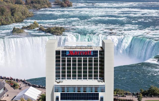 Niagara Falls Marriott on the Falls