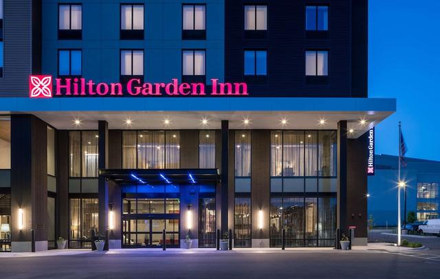 Hilton Garden Inn Madison Downtown