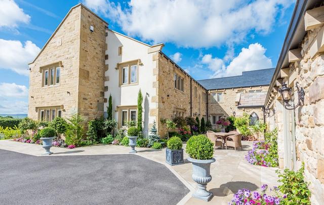 The Fence Gate Lodge