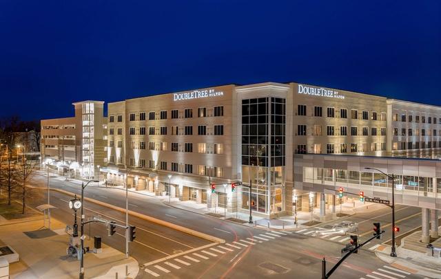 DoubleTree by Hilton Evansville