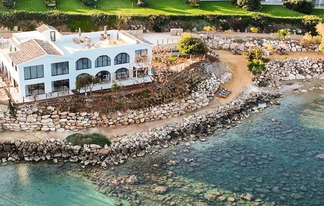 Sirena Bay Beach House And Luxury Suites