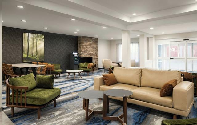 Fairfield Inn & Suites Newark Liberty International Airport