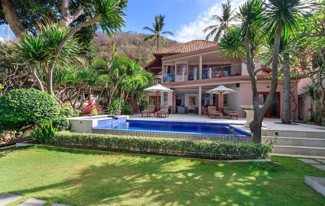 Villa for Rent in Bali 2002