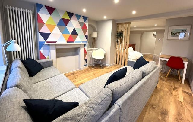 Stylish Studio Apartment in Clifton Village