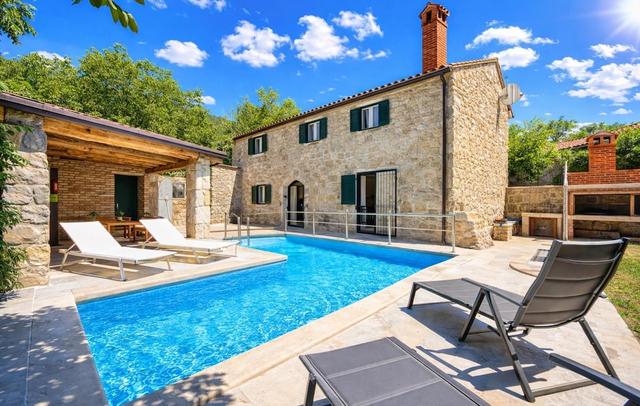 Stone Villa Galant with Pool