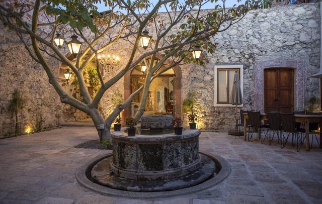 Orchid House San Miguel de Allende