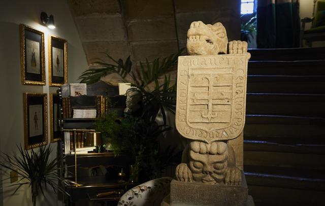 Helguera Palacio Boutique & Antique