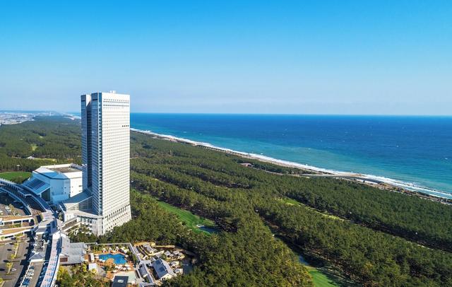 Phoenix Seagaia Ocean Tower