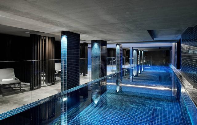 Midnight Hotel, Autograph Collection