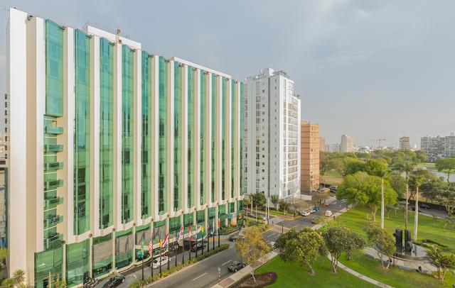 Delfines Hotel & Convention Center