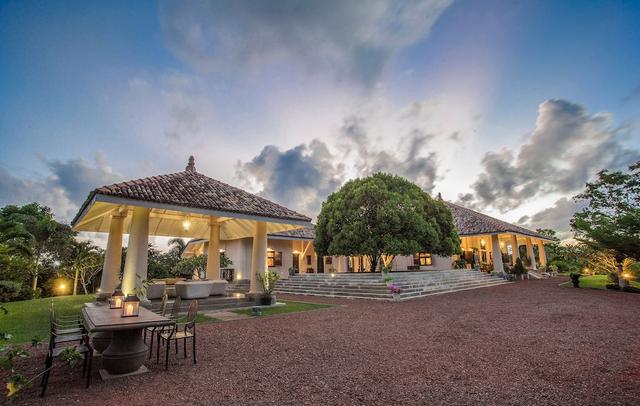Villa Mayurana By Edwards Collection