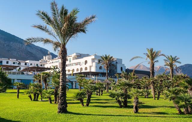 Saracen Sands Hotel & Congress Centre