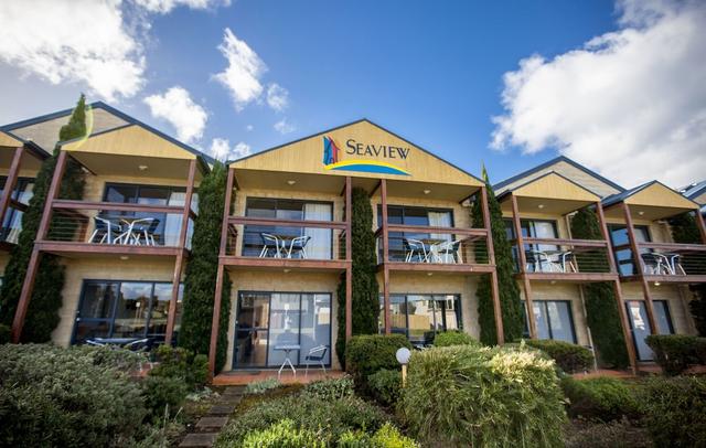 Seaview Motel and Apartments