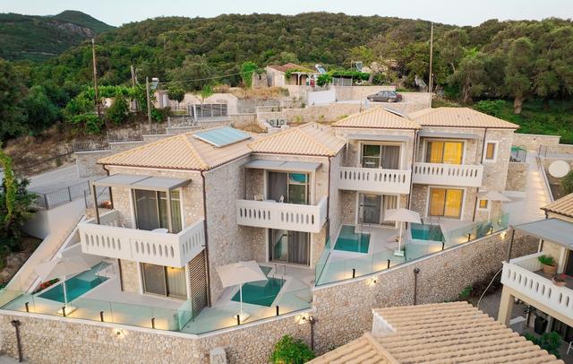 Anemolia Parga Suites