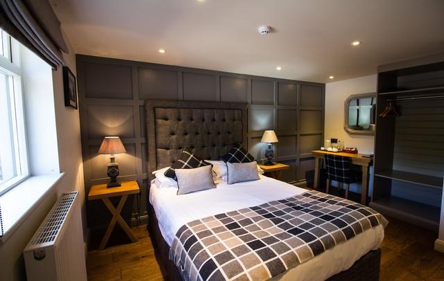 The Fenwick Steak & Seafood Pub