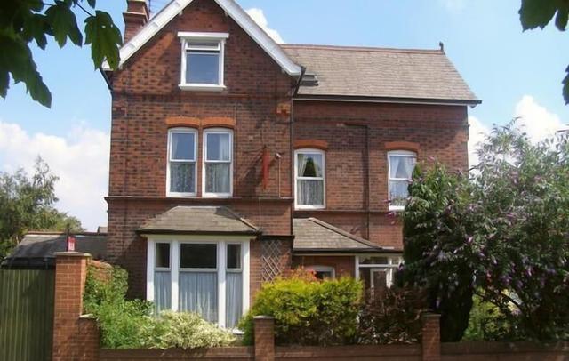 Anton Guest House B&B