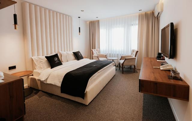 Plaza Boutique Hotel