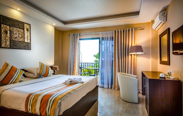 The Country Lodge Hotel