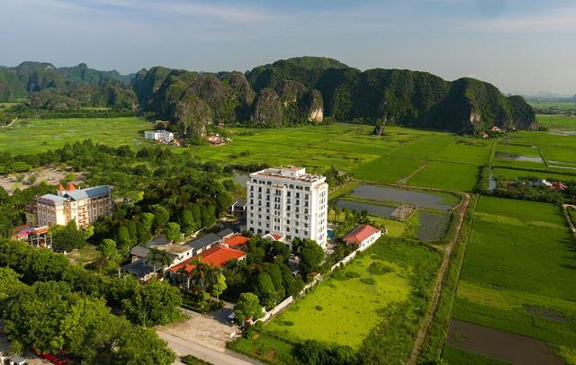 Ninh Binh Hidden Charm Hotel & Resort
