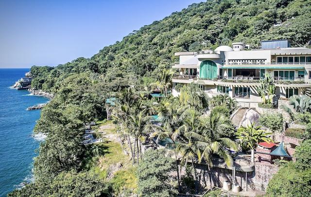 P V South Shore Luxury Accommodations