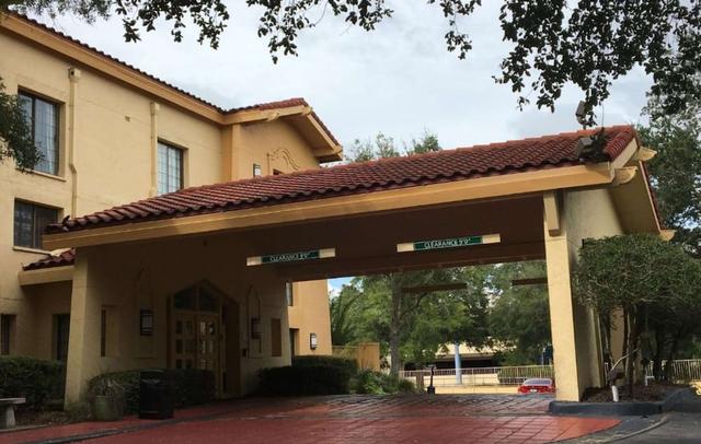 Days Inn by Wyndham Gainesville University I-75