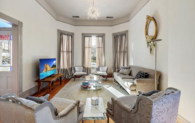 Barclay Klum House by WanderLodges