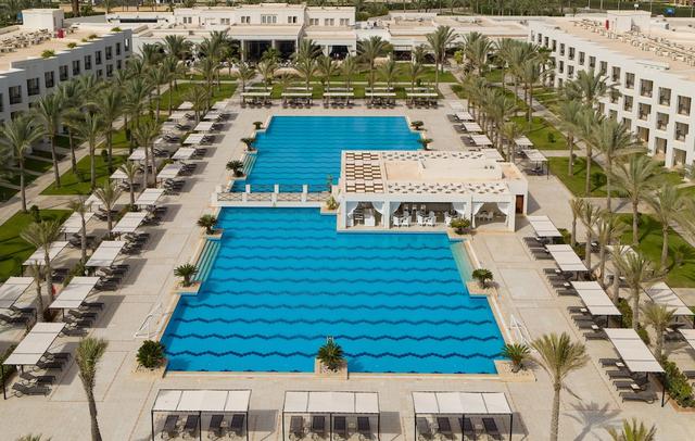 JAZ Elite Crystal, Almaza Bay