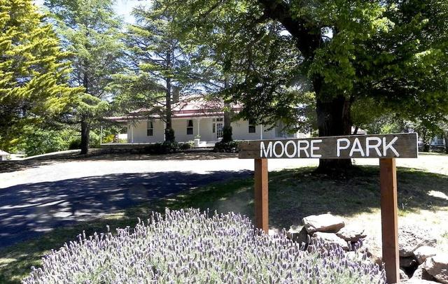 Moore Park Inn