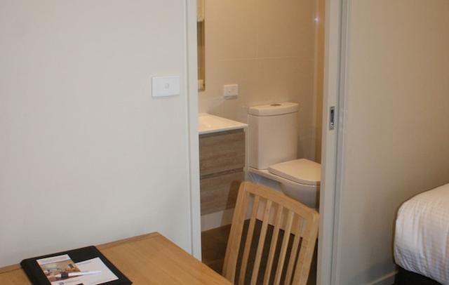 Apollo Bay Motel and Apartments