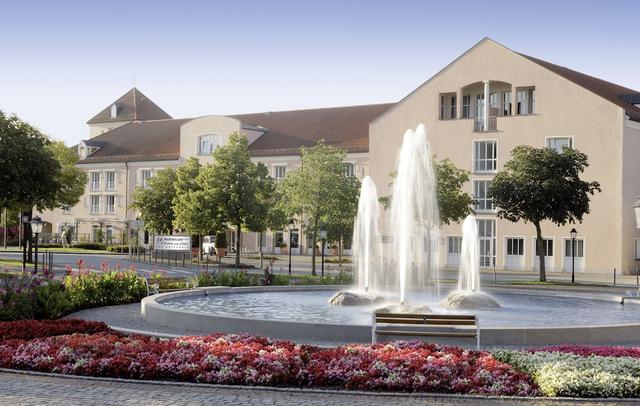 MAXIMILIAN Grand Hotel