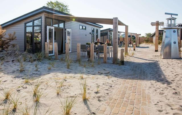 Modern Chalet With Dishwasher in Noordwijk Near the Sea