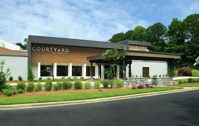 Courtyard by Marriott Raleigh/Cary
