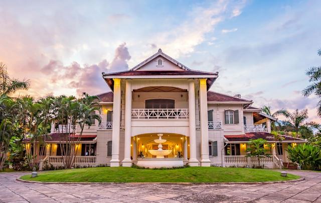 The Luang Say Residence